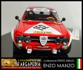 152 Alfa Romeo 2000 GTV - AutoArt 1.43 (11)
